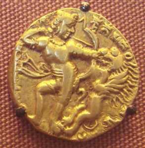 imagen de una Moneda de oro del período Gupta, en la India.